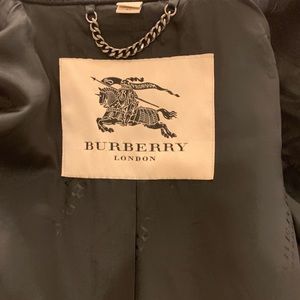 Authentic Burberry Black Wool Coat Large (Mens)